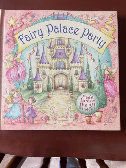 Photo of free Children’s jigsaws and books (Cam GL11) #3