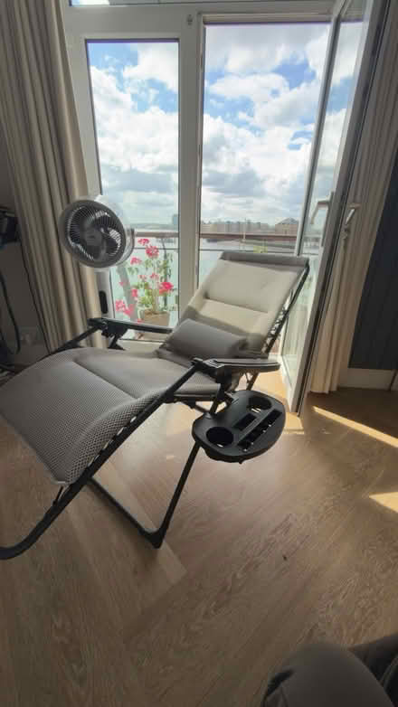 Photo of free Garden recliner chair (E14 Narrow street) #2