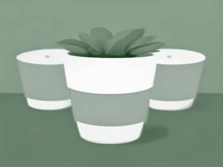 Photo of free Box of mixed size plant pots (Priorslee TF2) #1