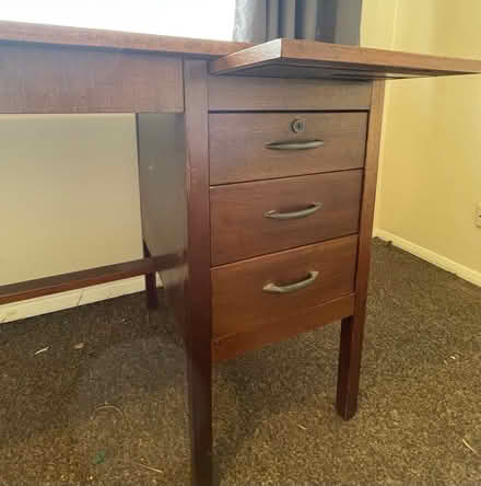 Photo of free Desk (Bath BA2) #2