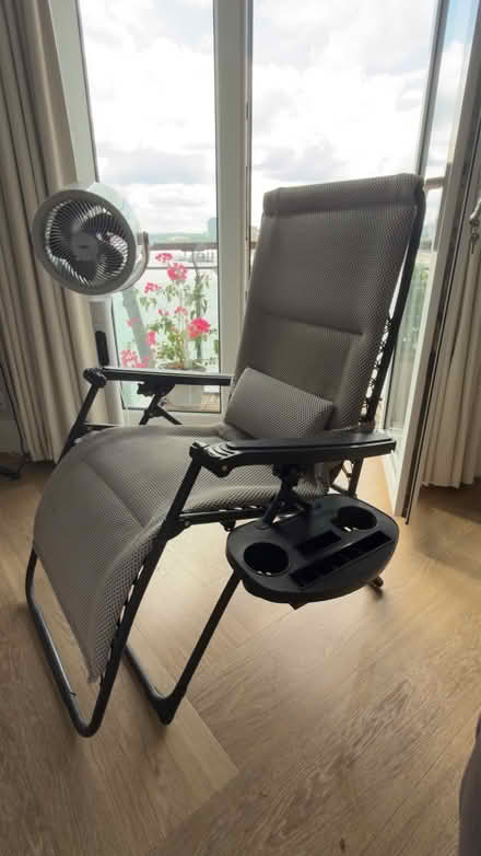 Photo of free Garden recliner chair (E14 Narrow street) #1