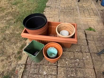 Photo of free Plastic and terracotta pots (Finham CV3) #1
