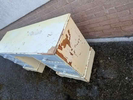 Photo of free Desk/vanity (Parkham Hill TQ5) #3