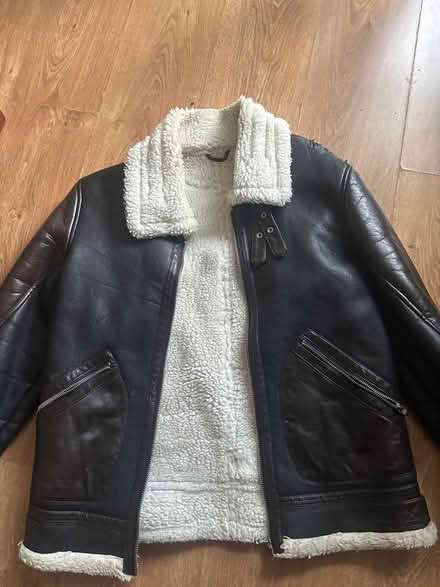 Photo of free Medium jacket (Se5 8at) #1