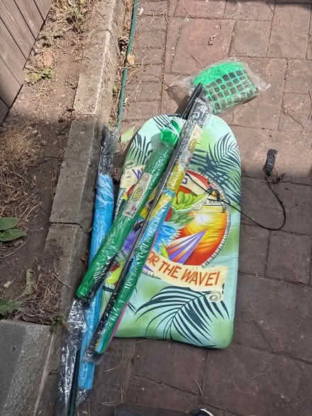 Photo of free Seaside stuff (Ball Hill CV2) #1