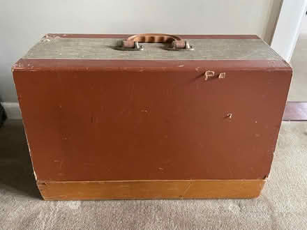 Photo of free Seamstress Manual Sewing Machine (Cowplain PO8) #2