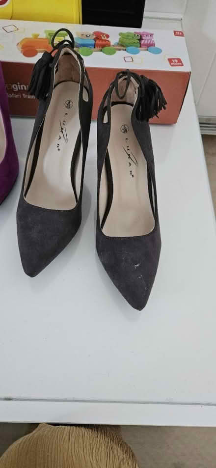 Photo of free Grey stiletto shoes 6 (Hook RG27) #1