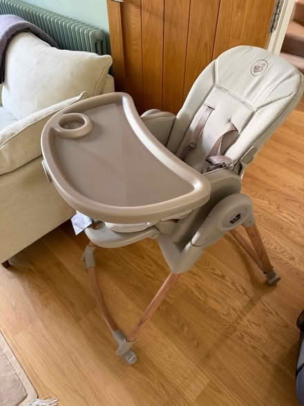 Photo of free Maxi Cosi high chair (Cambrian Gate TW10) #1