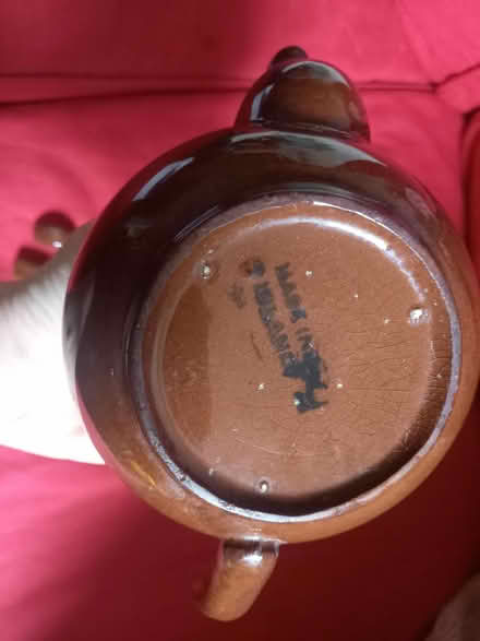 Photo of free Vintage tea pot (Mottingham SE9) #3
