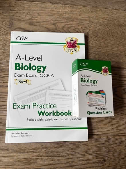 Photo of free New A-Level Biology study book (Tooting Bec) #1