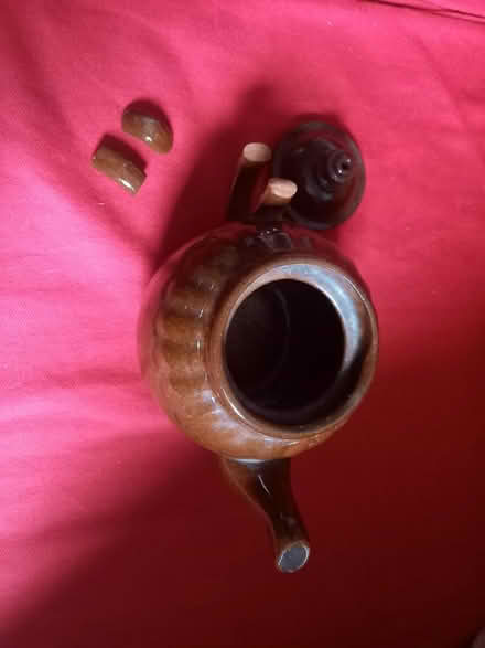 Photo of free Vintage tea pot (Mottingham SE9) #2