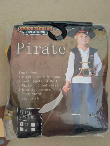 Photo of free Kids pirate outfit fancy dress (Warley CM14) #1