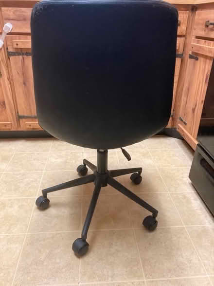 Photo of free Chair (Port Orange) #2