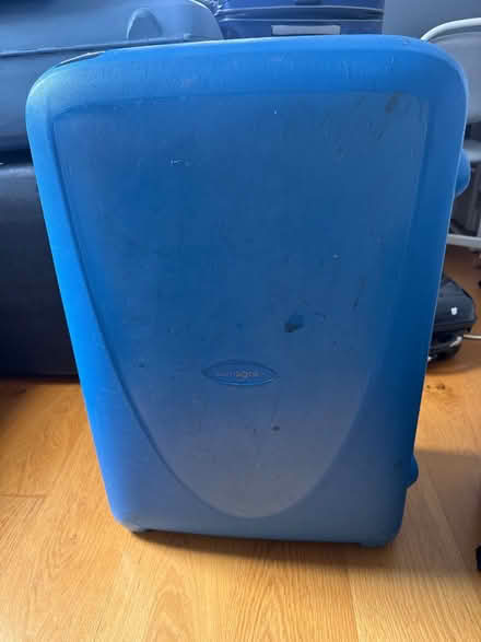 Photo of free Blue samsonite suitcase (Chiswell Green AL2) #1