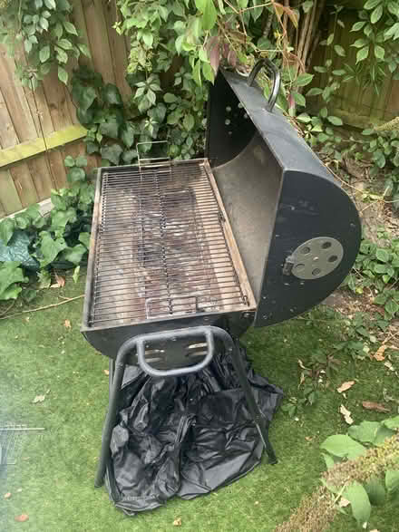 Photo of free Charcoal Grill SE17 (Kennington SE17) #1