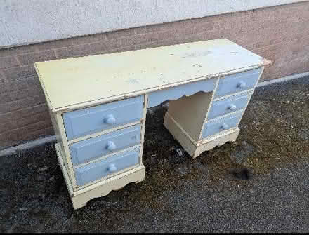 Photo of free Desk/vanity (Parkham Hill TQ5) #2