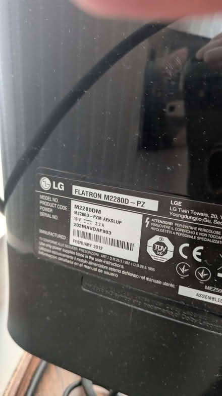 Photo of free LG 22 inch television with remote (Pinehurst SG13) #1