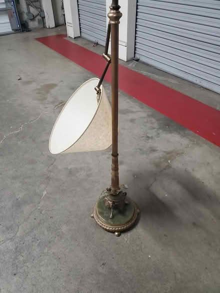 Photo of free Jade base from floor lamp (South Bellevue) #1