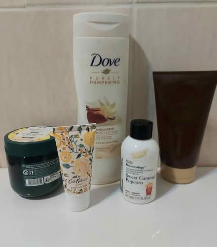 Photo of free Toiletries (Horton bank top BD7) #3