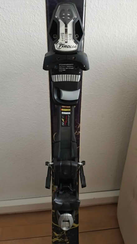 Photo of free Pair of skis. 1.65m (Stockwell SW9) #3