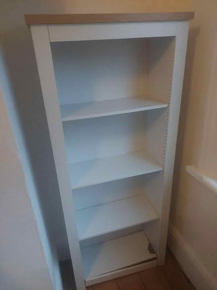 Photo of free White Bookshelf (Hove Green BN3) #1