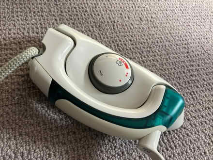 Photo of free Mini travel iron (Bear Flat BA2) #3