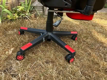 Photo of free Gaming chair - needs new base (Middle Barton OX7) #3