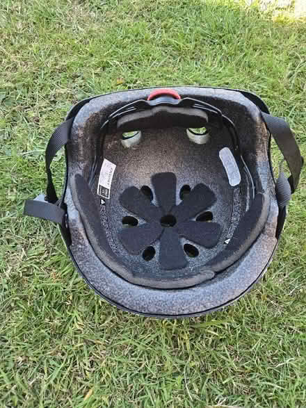 Photo of free Children's Green / Black Skater Helmet (Moreton CH46) #2