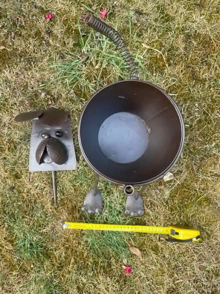 Photo of free Broken Metal Dog Planter (By Hackney Downs station E5) #4