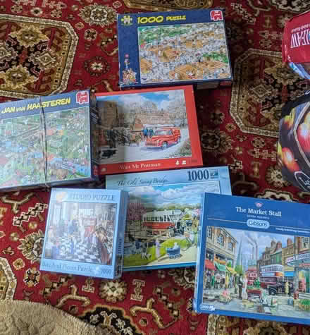 Photo of free 1000 piece jigsaws (CM15 Shenfield) #1