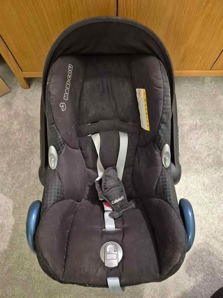 Photo of free Baby car seat (CV9 atherstone) #1