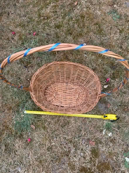 Photo of free Wicker Basket Seeking Porpuse (By Hackney Downs station E5) #3