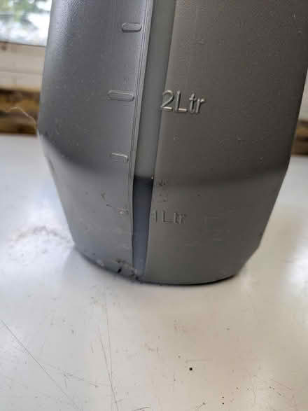 Photo of free 5w-30 1.5L ish (Castlepoint BH8) #2