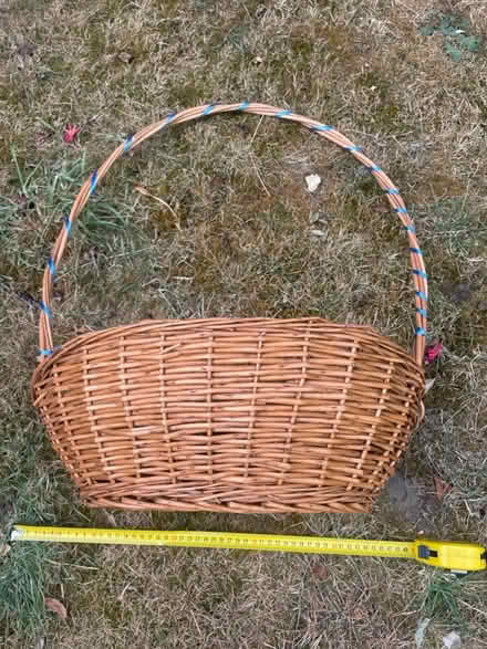 Photo of free Wicker Basket Seeking Porpuse (By Hackney Downs station E5) #2