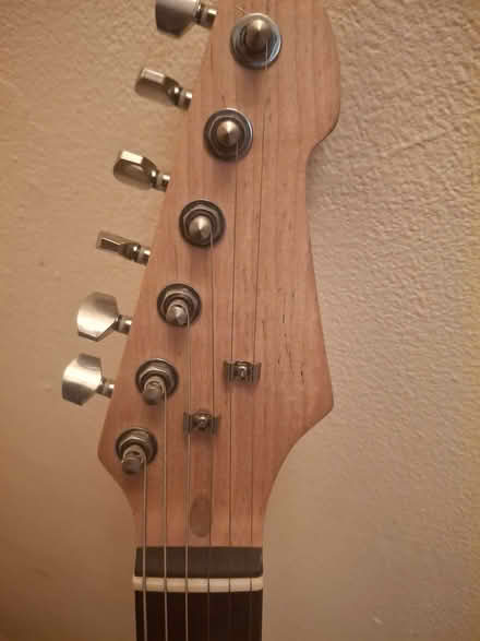 Photo of free electric guitar (City of Bristol BS4) #2