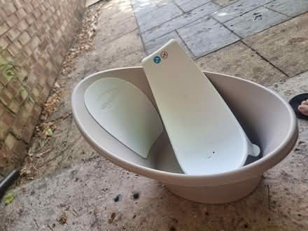 Photo of free Baby play mat and bath with newborn insert and stand (Fulham Palace Rd W6) #1