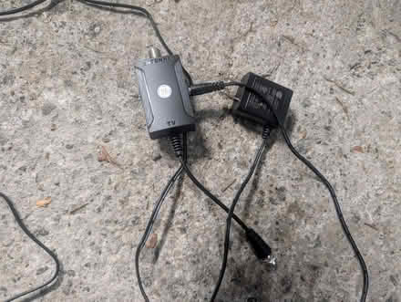 Photo of free OTA TV amplifier (Hunt Club and McCarthy) #1