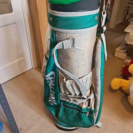 Photo of free Golf Bag (Isleworth TW7) #1