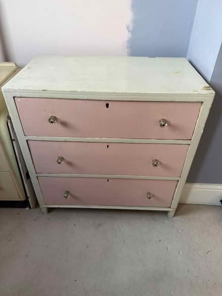 Photo of free Pink Chest of Drawers (Eltham SE9) #1