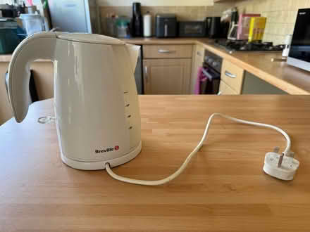 Photo of free Small kettle (Dean Row SK9) #1
