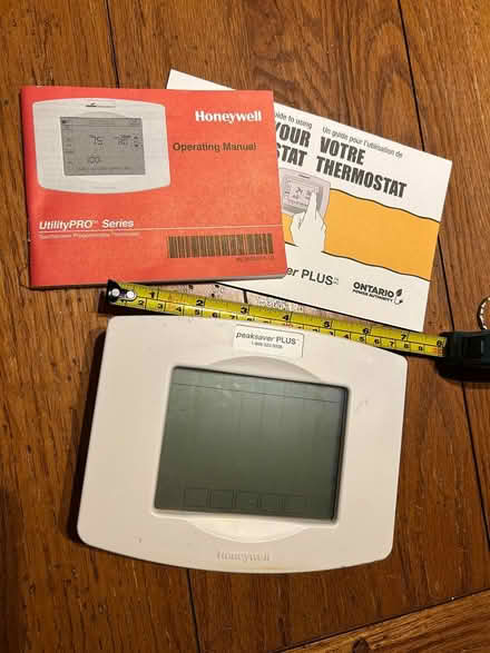 Photo of free Honeywell Thermostat (Hunt Club/Conroy area) #1