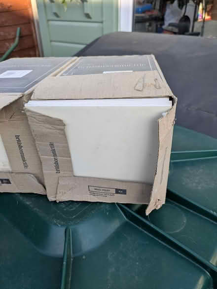 Photo of free Tiles (Nr PO20) #1