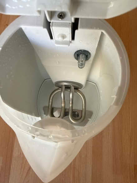 Photo of free Small kettle (Dean Row SK9) #2