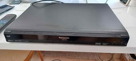 Photo of free DVD recorder (croydon CR2) #1