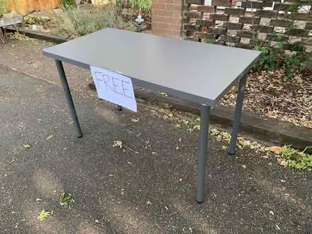 Photo of free Table with screw in legs (West Molesey (KT8)) #1