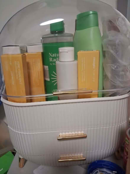 Photo of free Beauty organiser (Mile End E1) #1