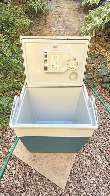 Photo of free Cool box (E9) #2