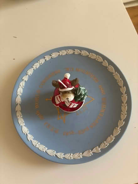 Photo of free Plate and candle (W5 2RE) #1