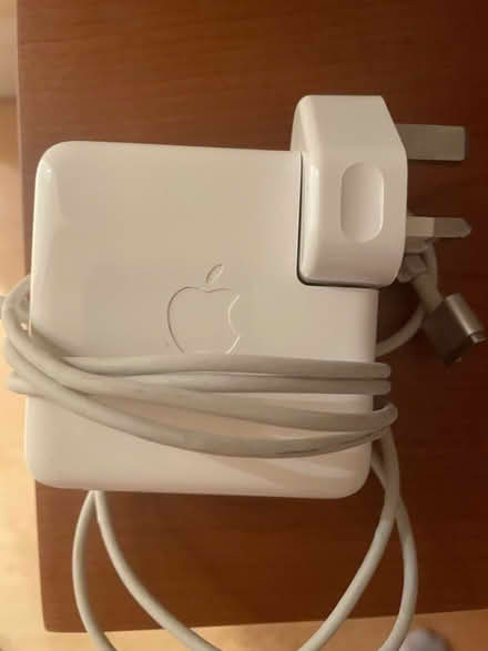 Photo of free Mac charger 60w (The Grange EH9) #1