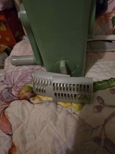 Photo of free Vegetable grater (Hempstalls ST5) #3